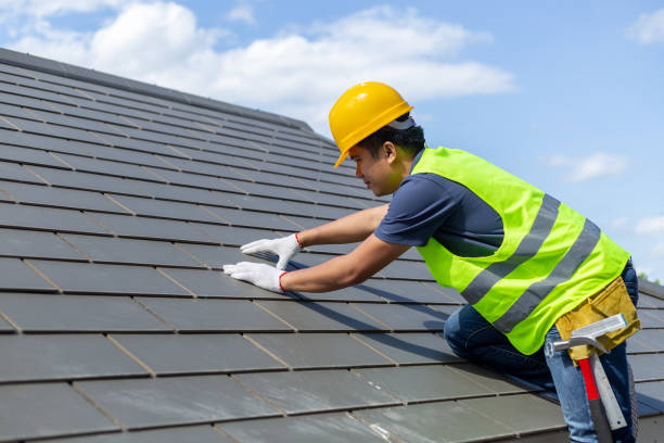 Best Flat Roof Repair Services  in Newton Falls, OH